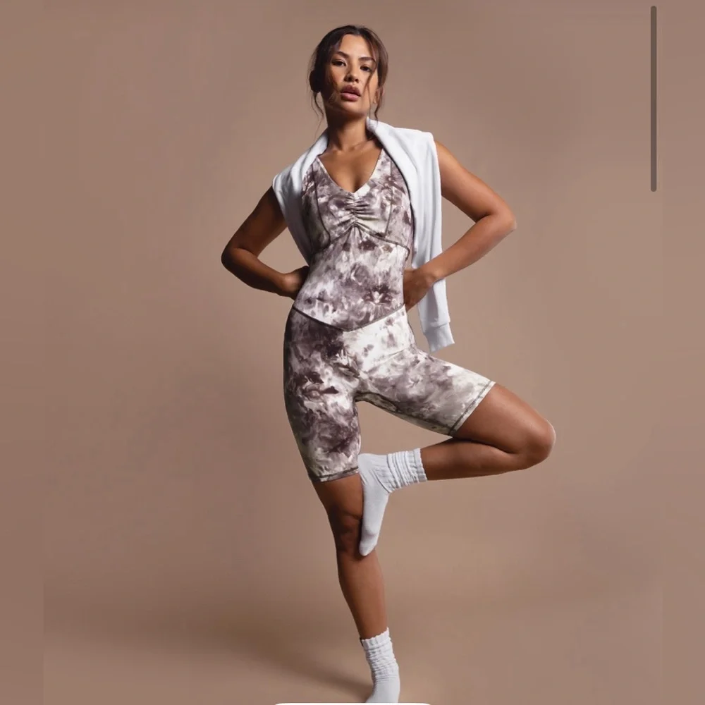 Gymshark romper - Picture 3 of 8